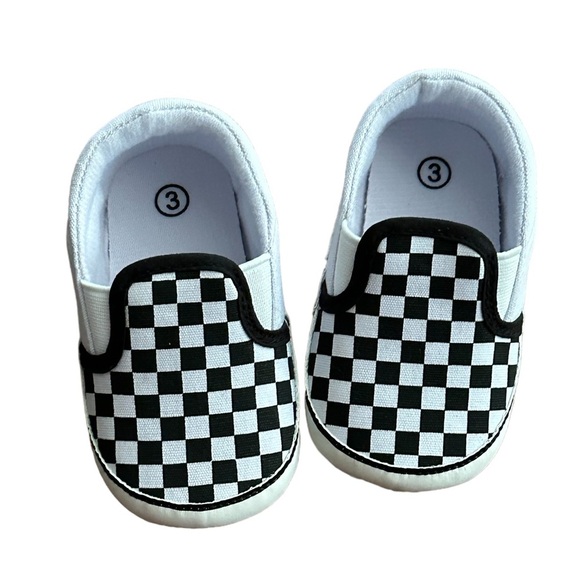 Toddler Checker Print Soft Canvas Sneaker - Picture 2 of 6